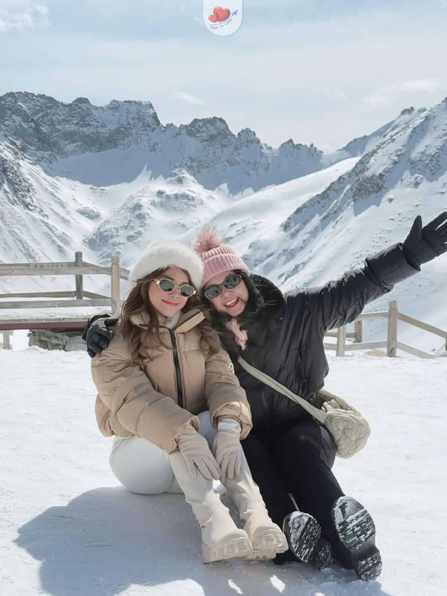 รีวิวทัวร์อินเลิฟ 📸 ขอขอบคุณ บ้านคุณเฉลิมขวัญ ที่ไว้วางใจให้ทัวร์อินเลิฟดูแลทริปสุดพิเศษของท่านในโปรแกรม “เฉิงตู เขาสี่ดรุณี ภูเขาหิมะการ์เซียต้ากู่ปิงชวน 5วัน 4คืน” เมื่อวันที่ 07-11 ก.พ. ที่ผ่านมา..